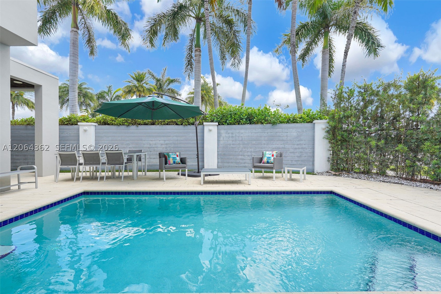 7509 NW 99th Ave, Doral FL 33178