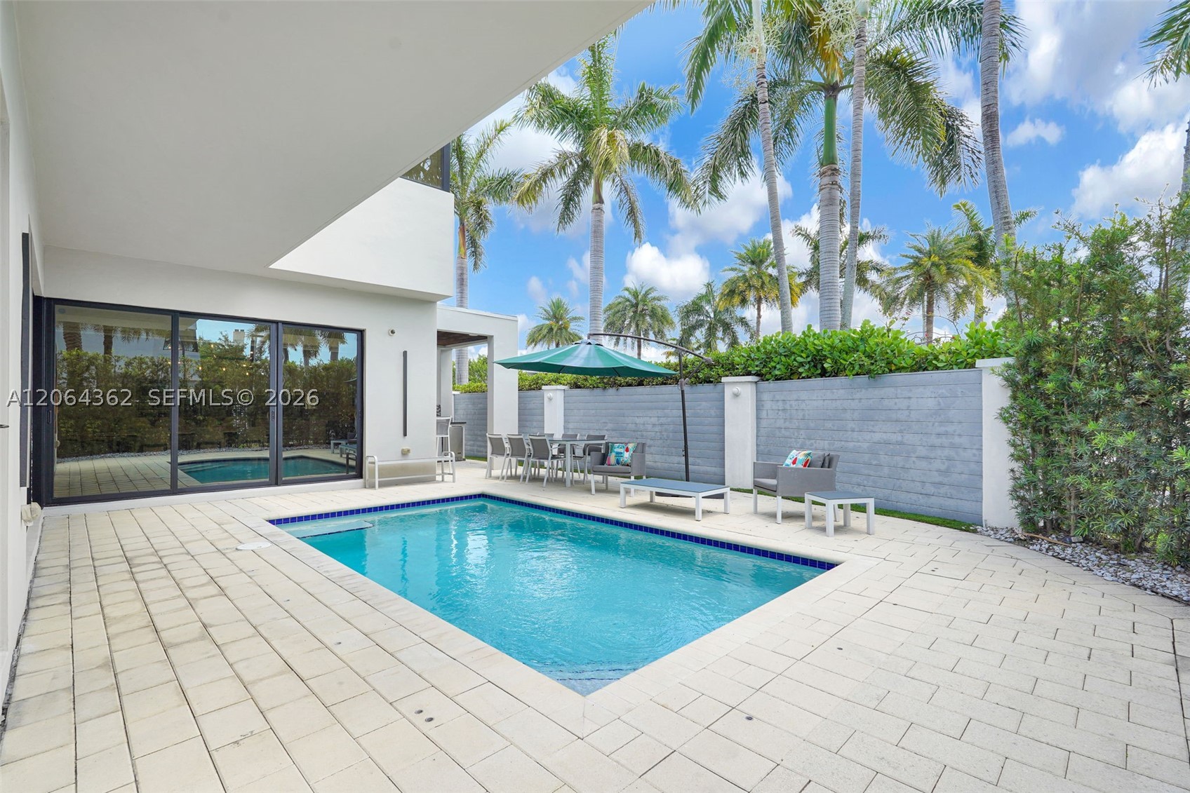 7509 NW 99th Ave, Doral FL 33178
