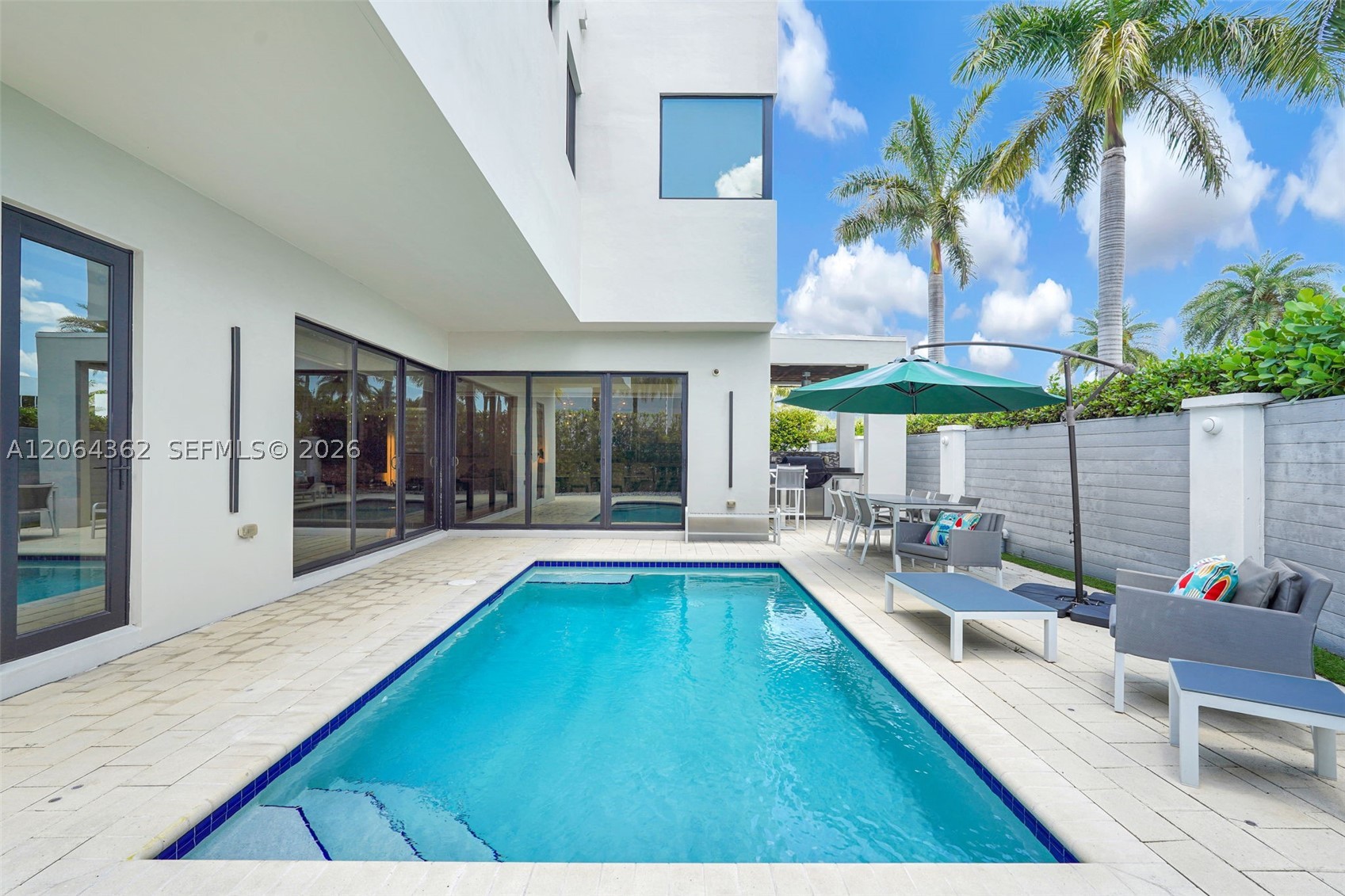 7509 NW 99th Ave, Doral FL 33178