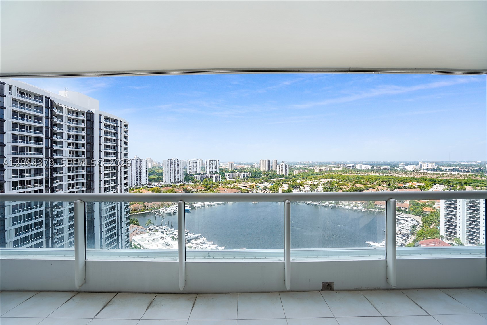 21205 Yacht Club Dr #2604, Aventura FL 33180