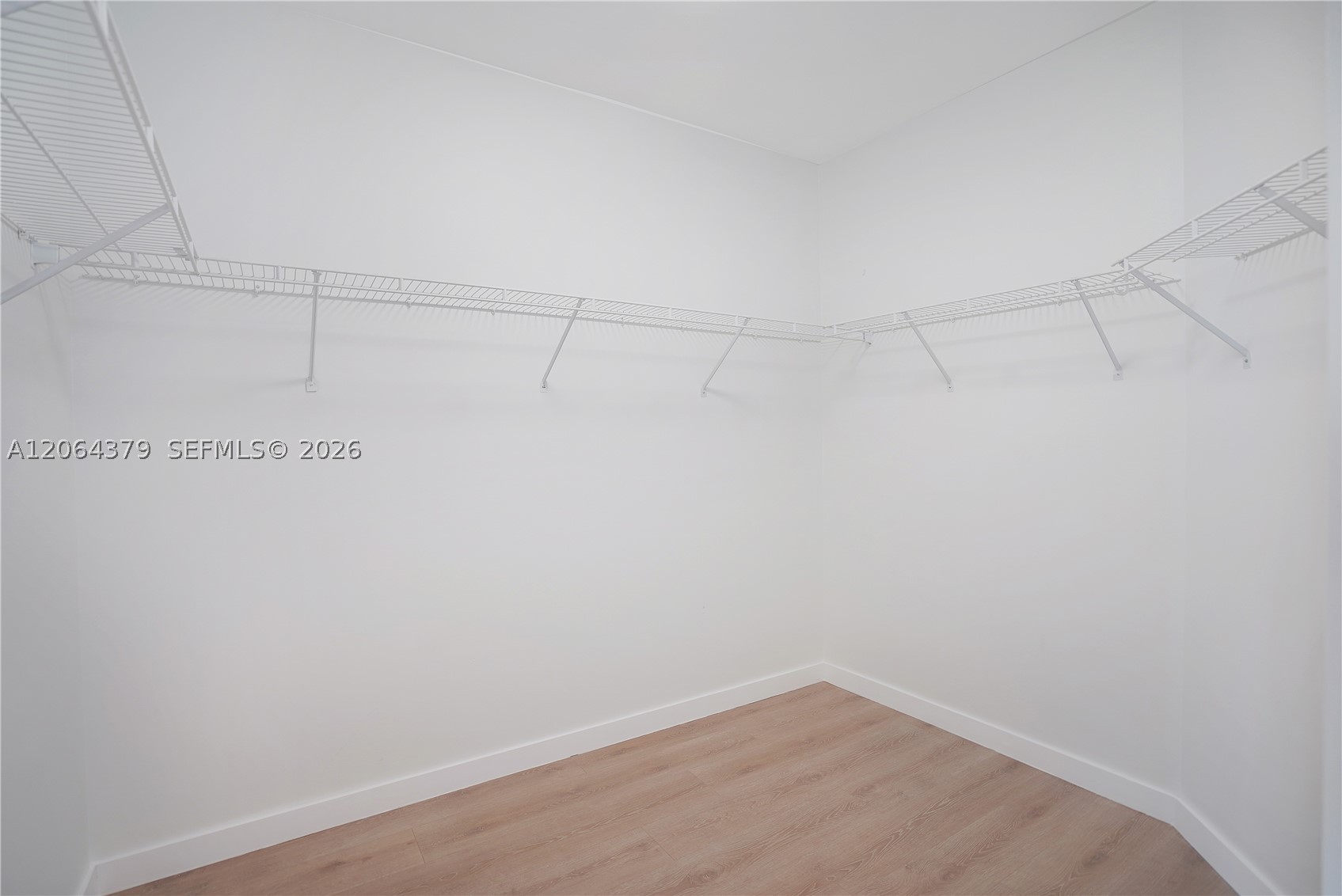 21205 Yacht Club Dr #2604, Aventura FL 33180