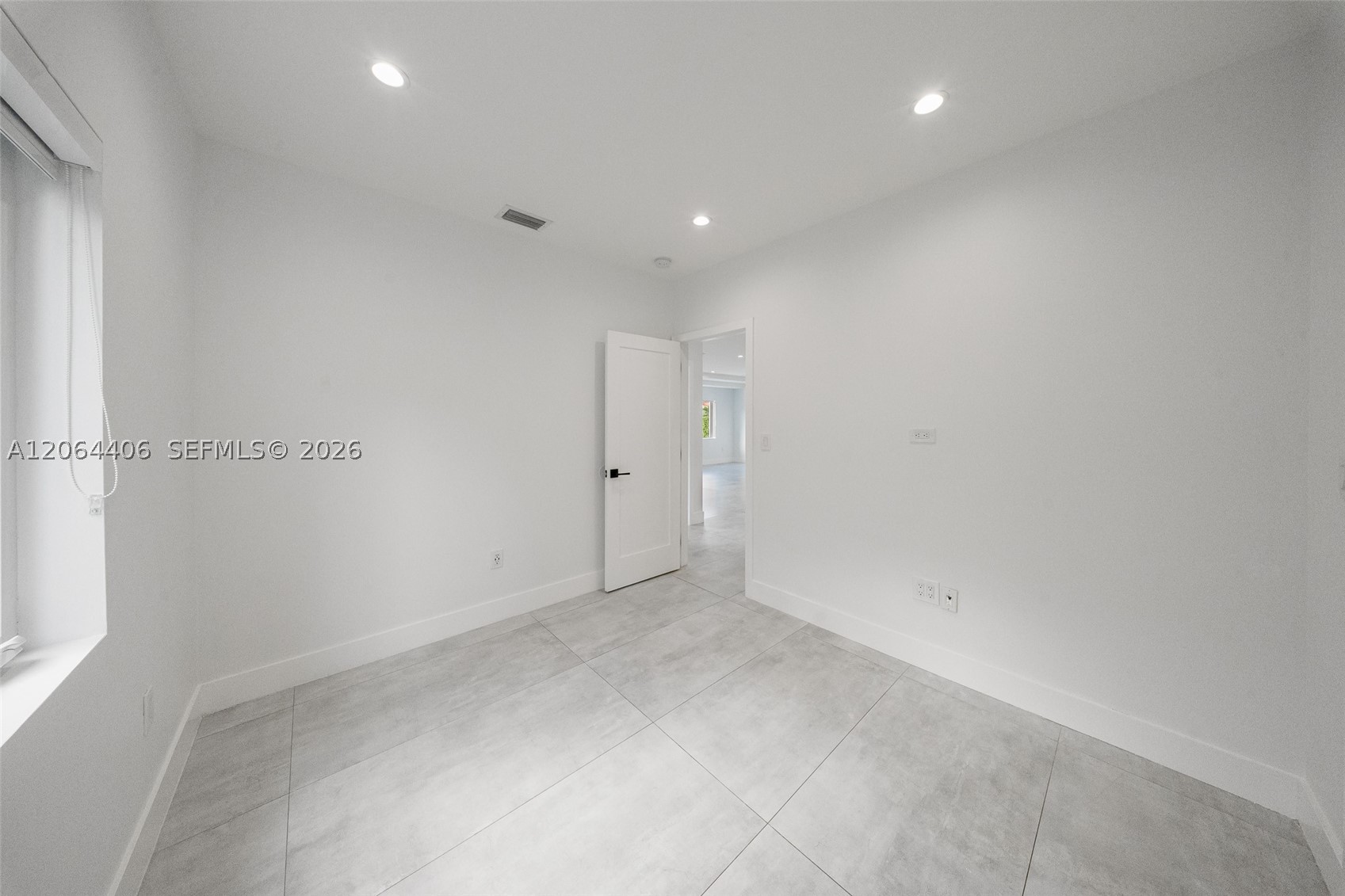 1935 SW 24th Ter, Miami FL 33145