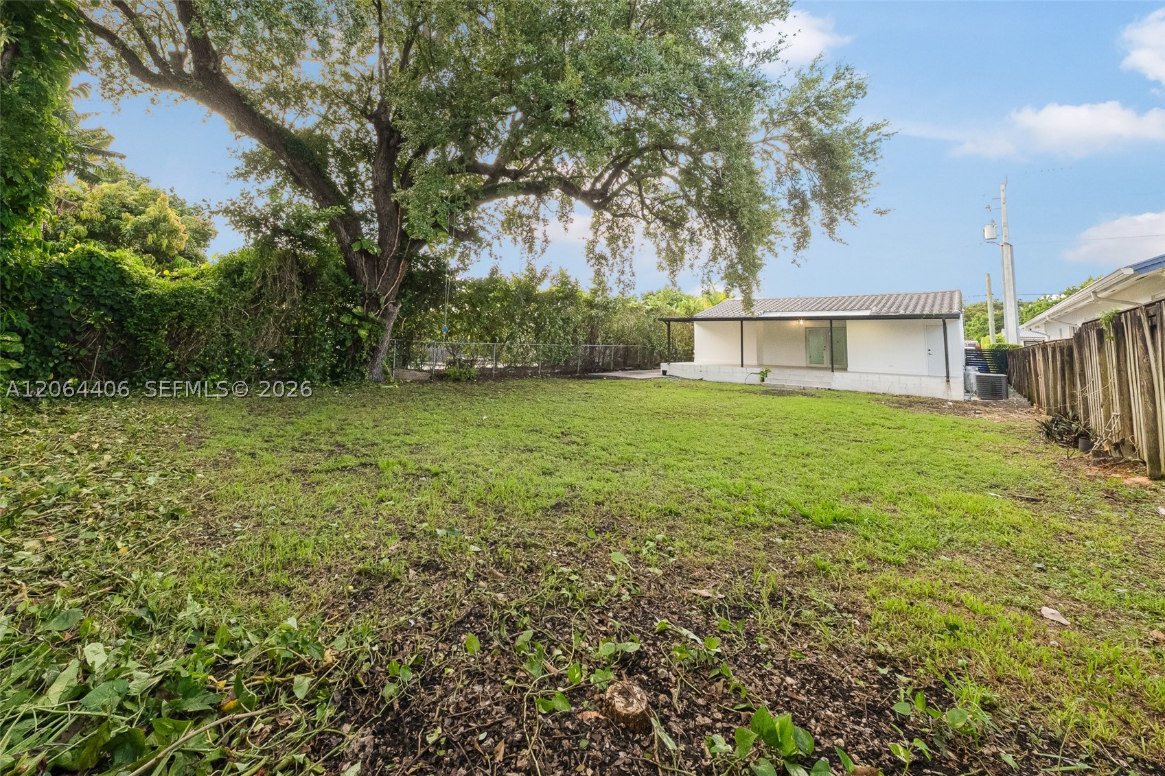 1935 SW 24th Ter, Miami FL 33145