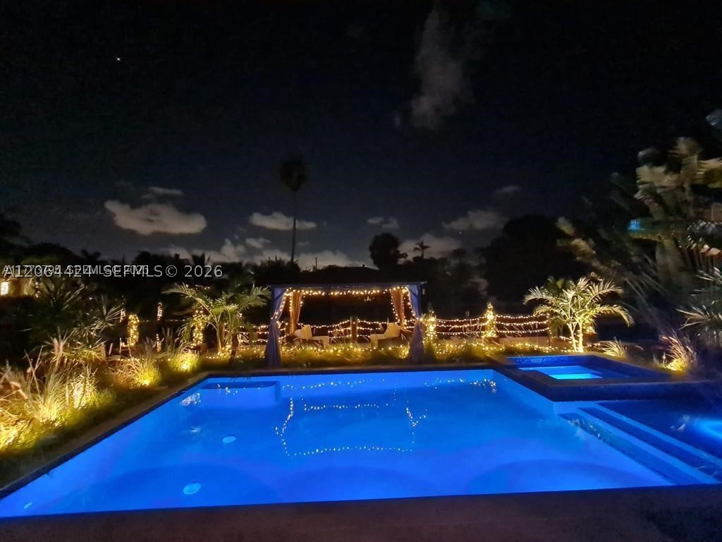 1625 Daytonia Rd, Miami Beach FL 33141