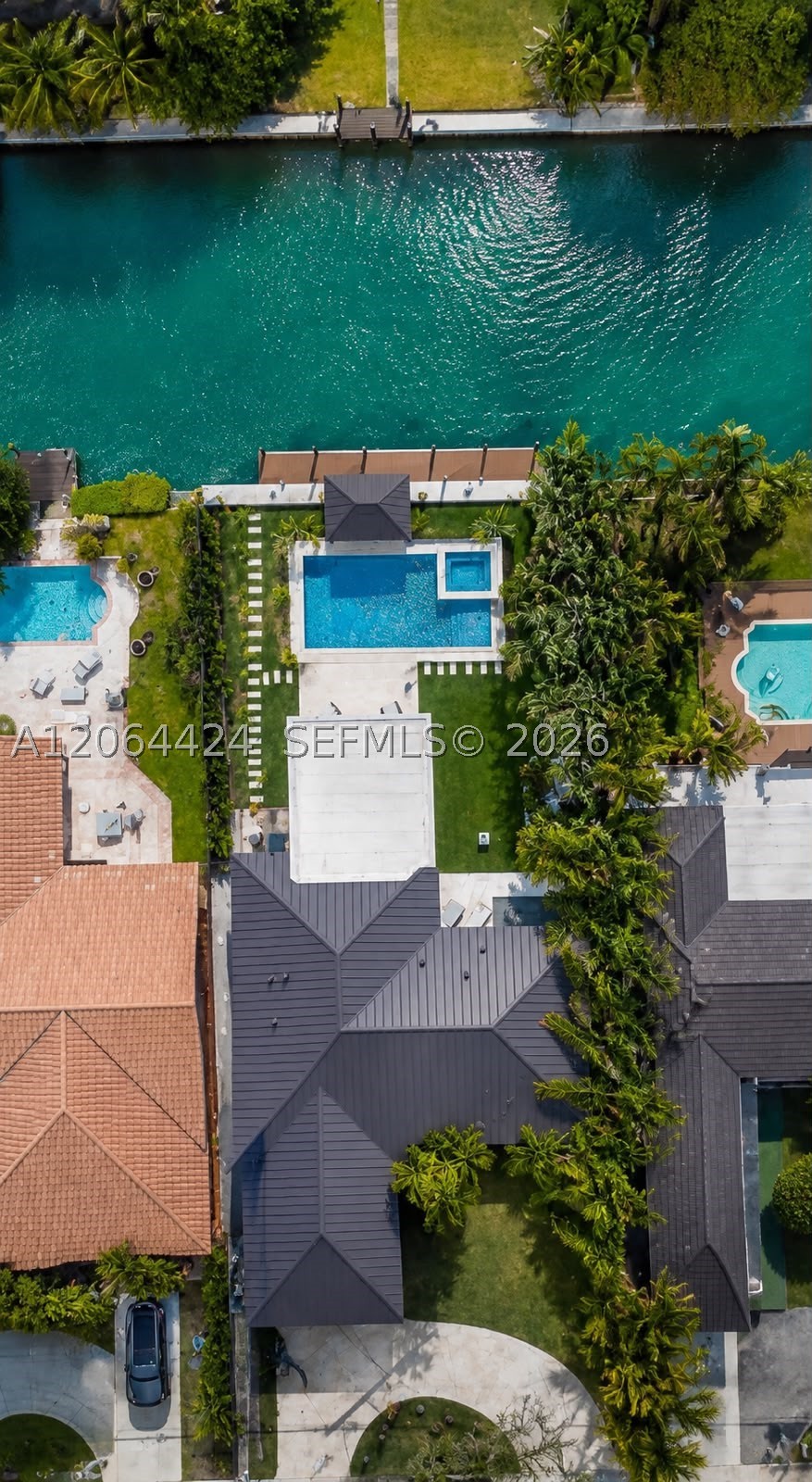 1625 Daytonia Rd, Miami Beach FL 33141