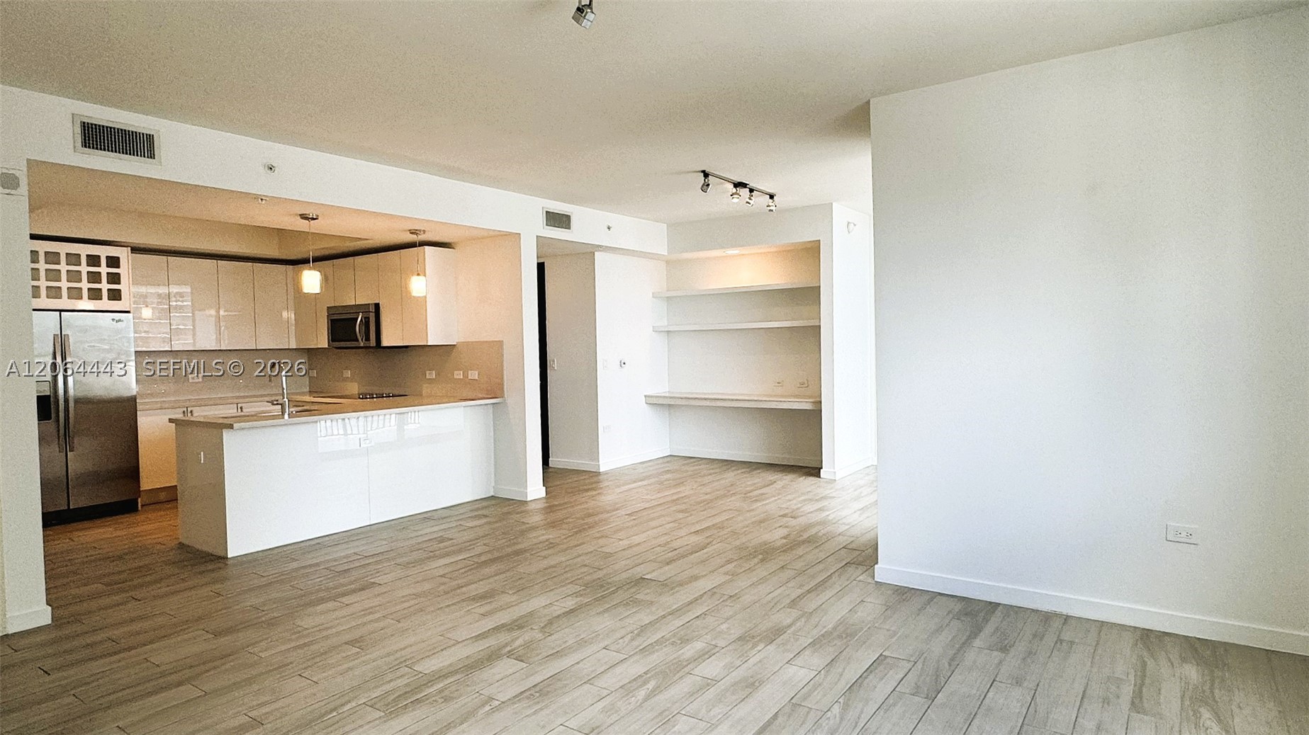 999 SW 1st Ave #1604, Miami FL 33130