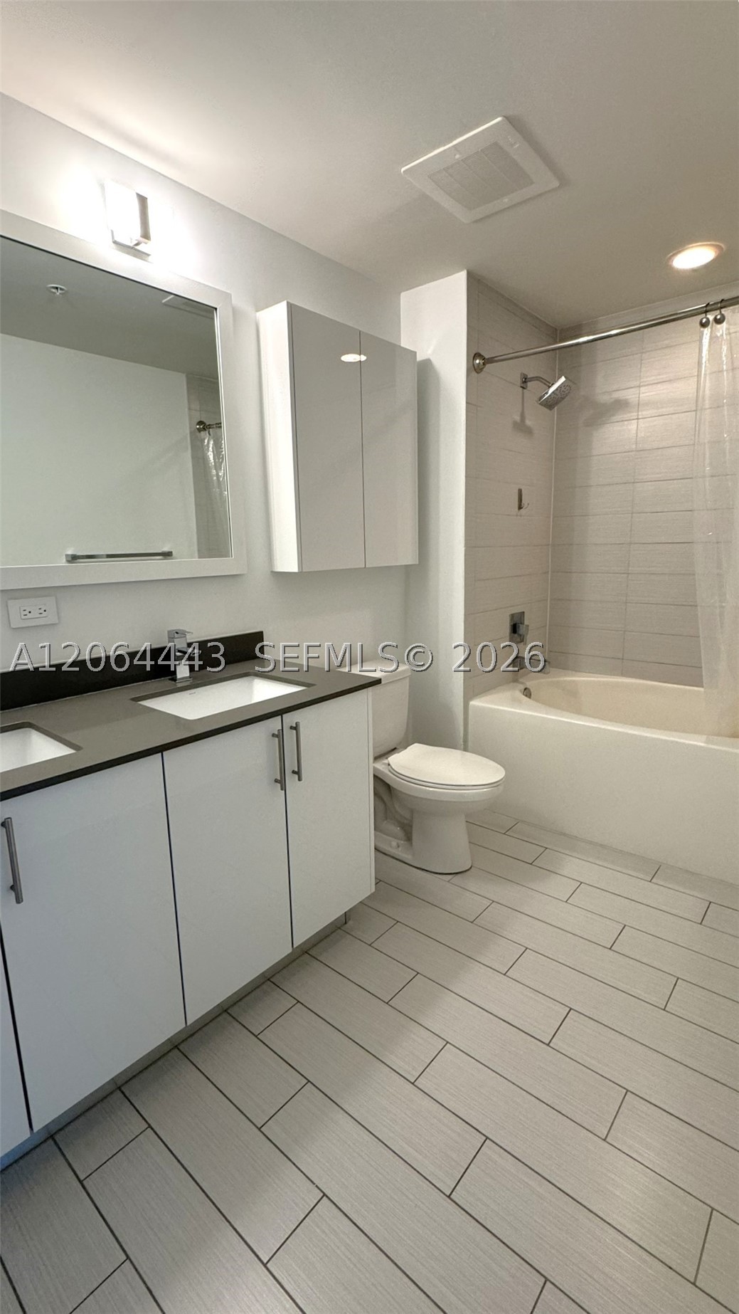 999 SW 1st Ave #1604, Miami FL 33130