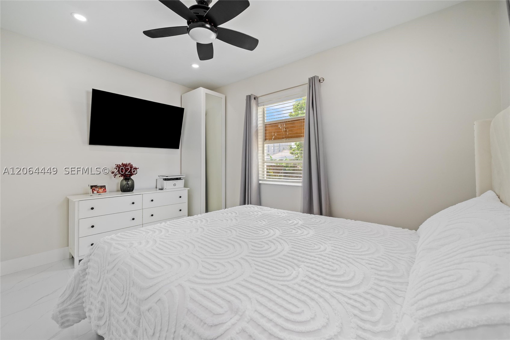 11120 SW 2nd St, Sweetwater FL 33174
