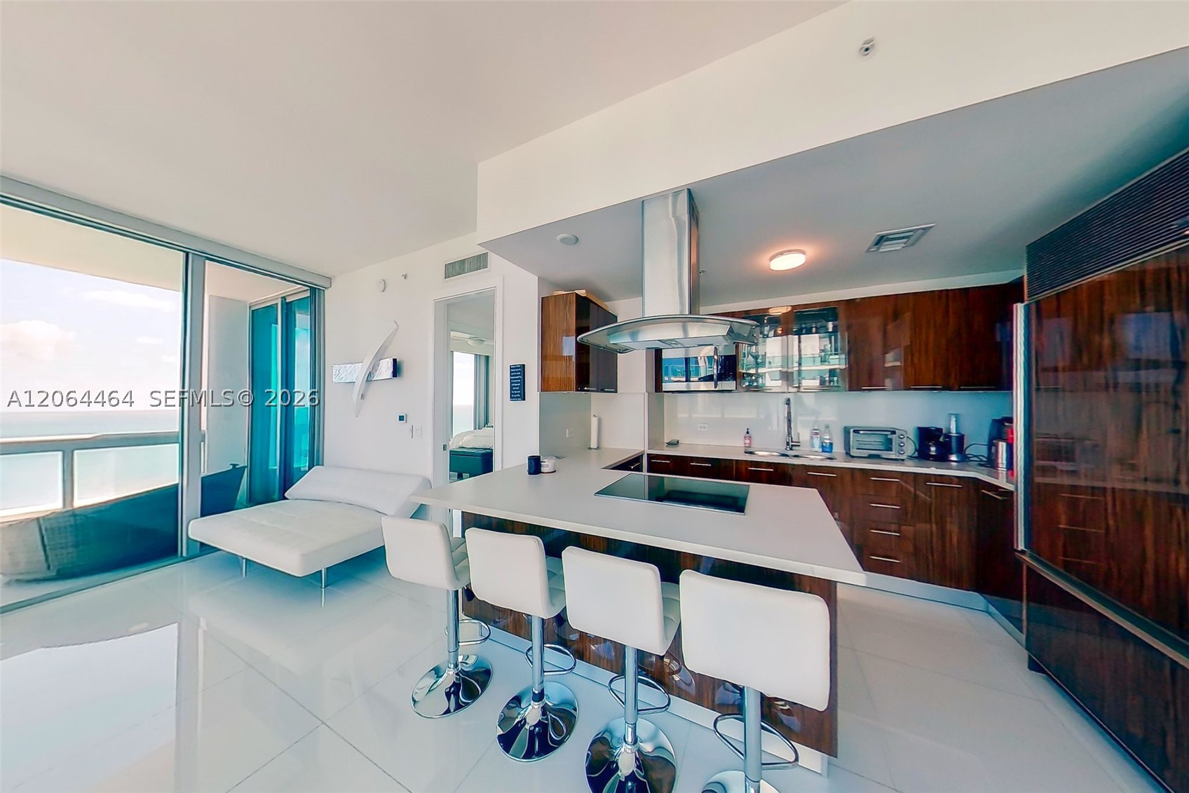 6899 Collins Ave #1905, Miami Beach FL 33141