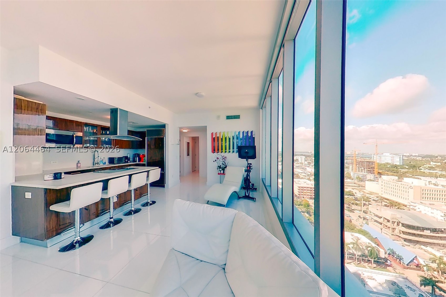 6899 Collins Ave #1905, Miami Beach FL 33141