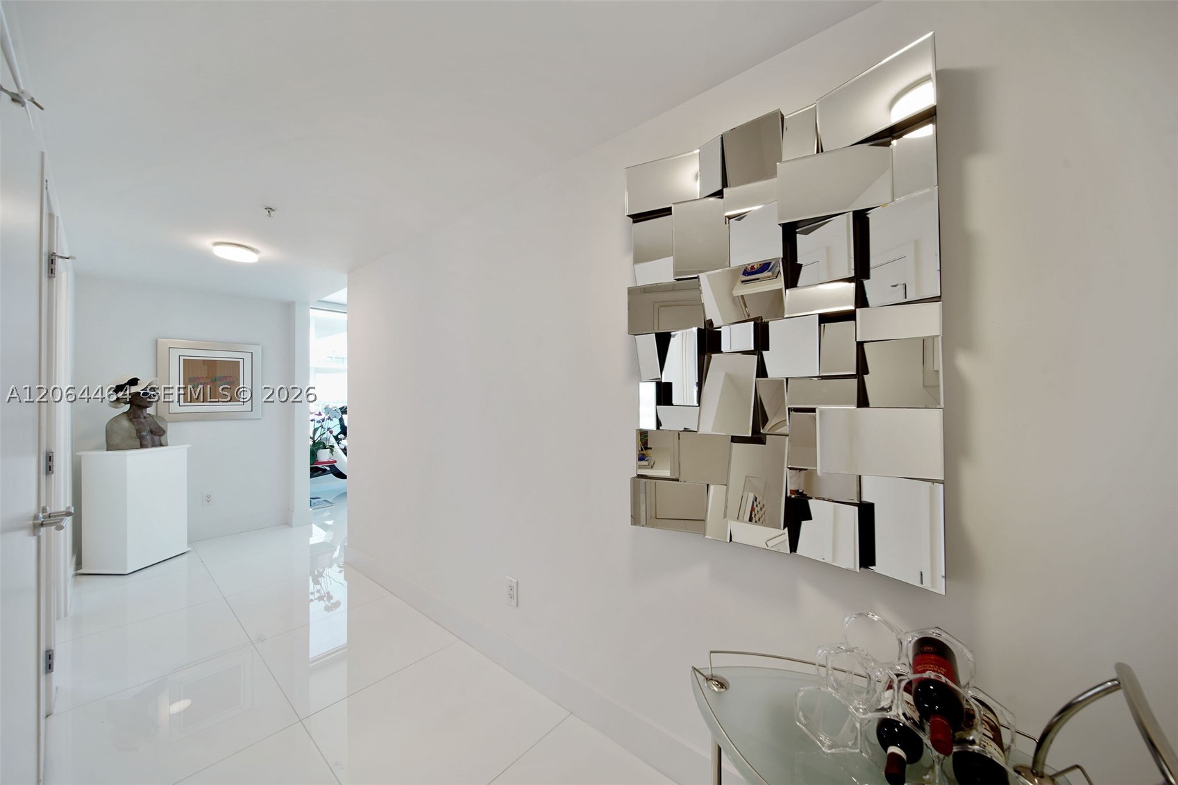 6899 Collins Ave #1905, Miami Beach FL 33141