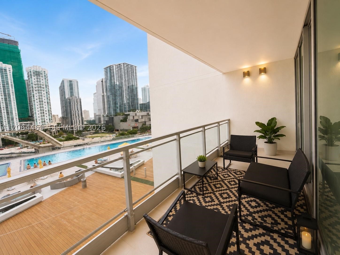 92 SW 3rd St #1210, Miami FL 33130
