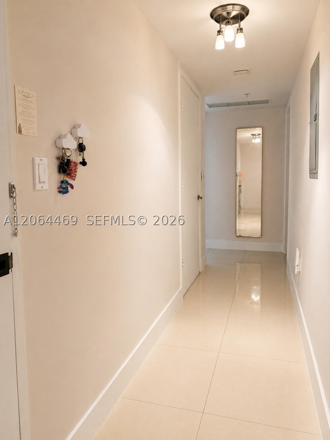 92 SW 3rd St #1210, Miami FL 33130