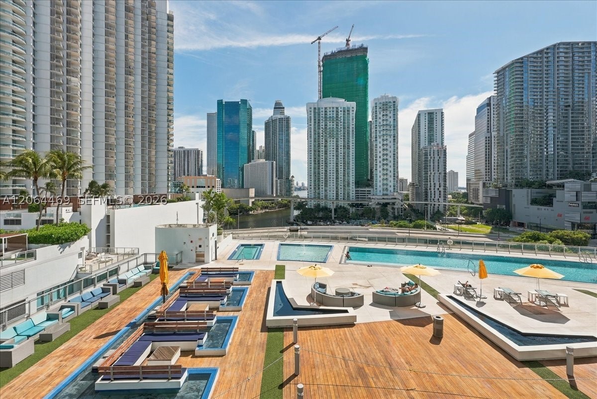 92 SW 3rd St #1210, Miami FL 33130