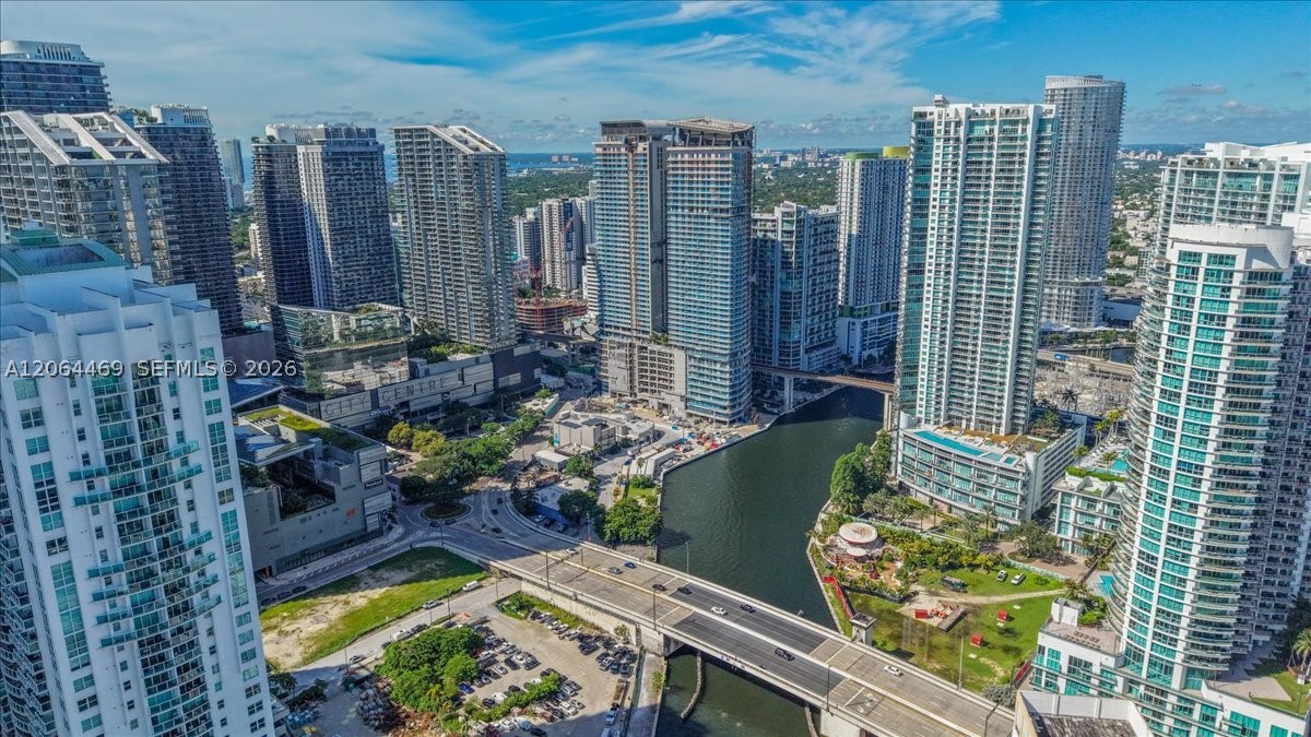 92 SW 3rd St #1210, Miami FL 33130