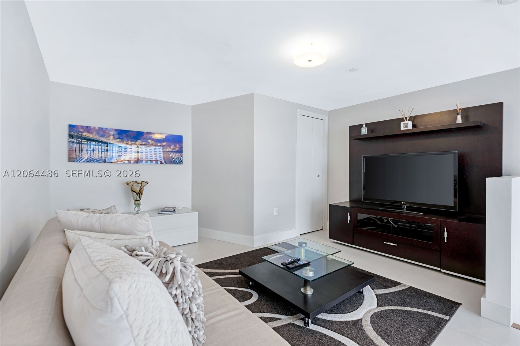 200 Biscayne Boulevard Way #504, Miami FL 33131