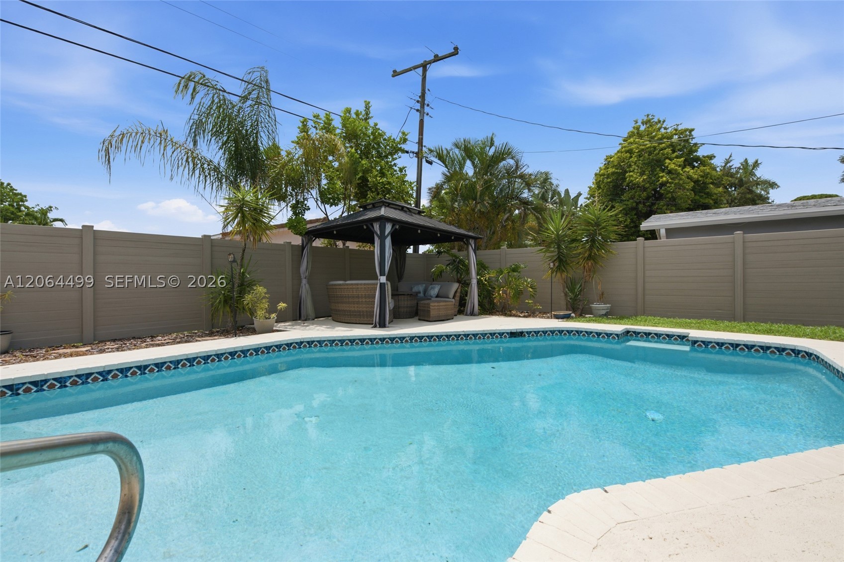 5640 NE 16th Ave, Fort Lauderdale FL 33334