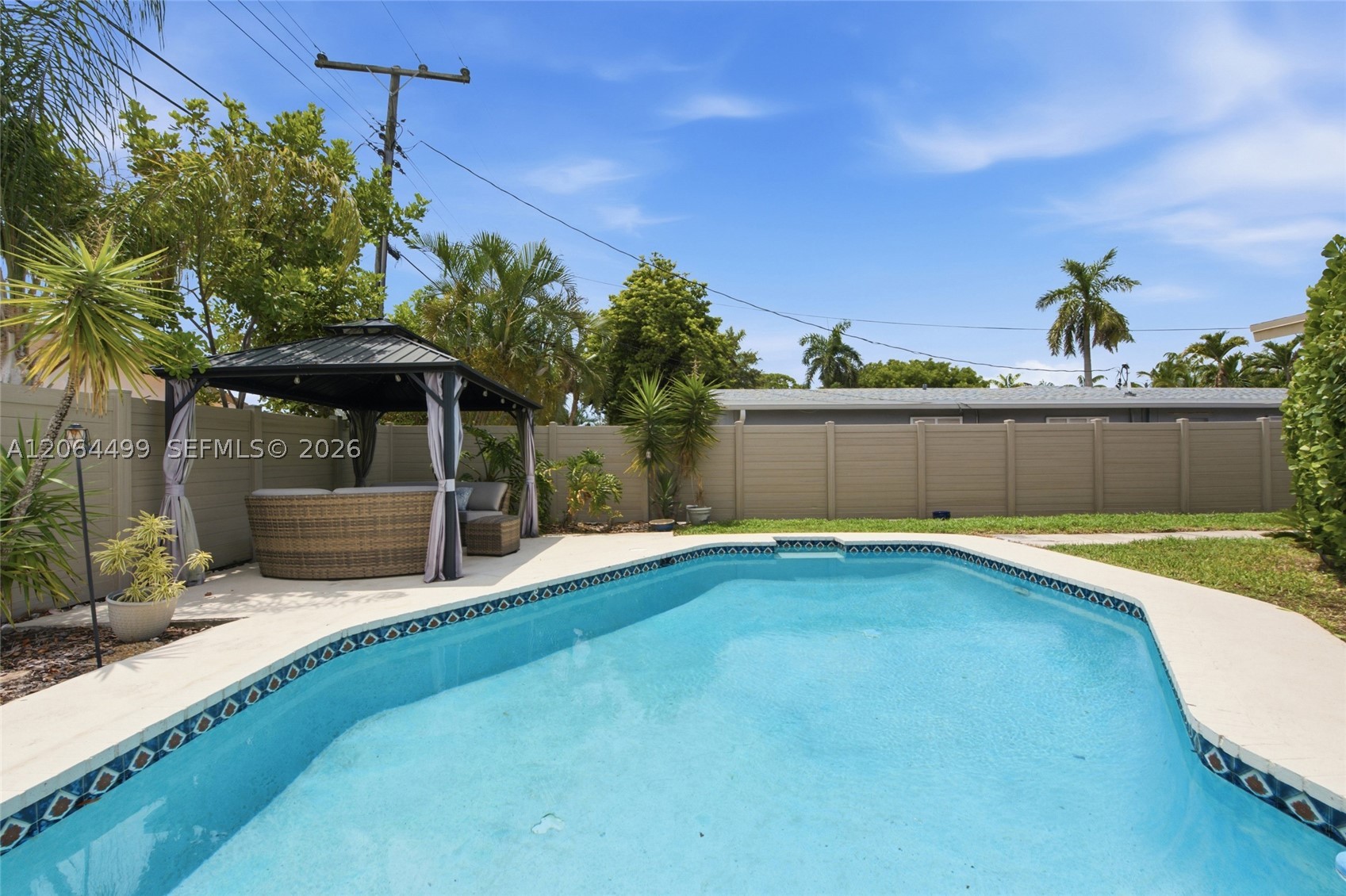 5640 NE 16th Ave, Fort Lauderdale FL 33334