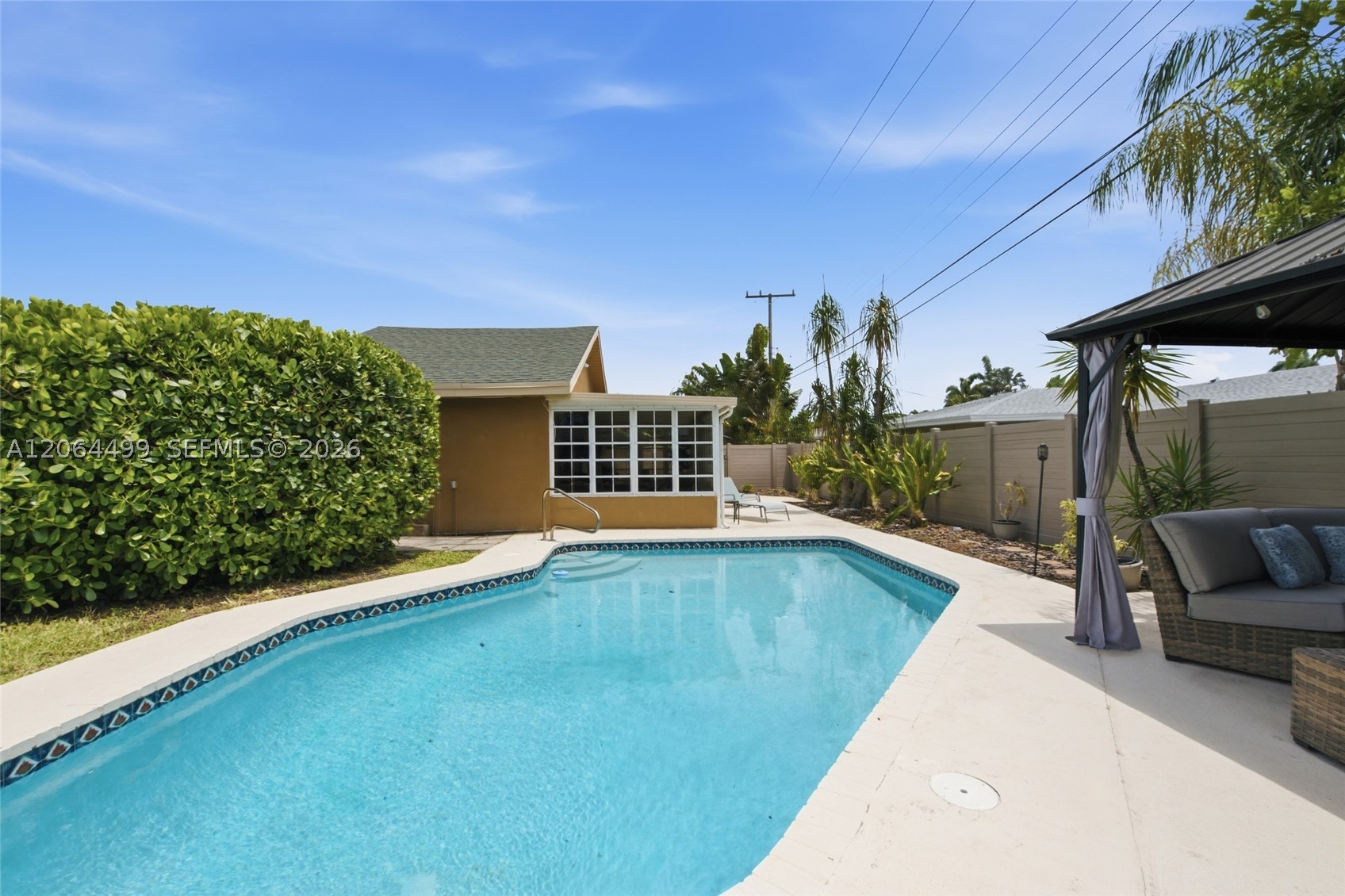 5640 NE 16th Ave, Fort Lauderdale FL 33334