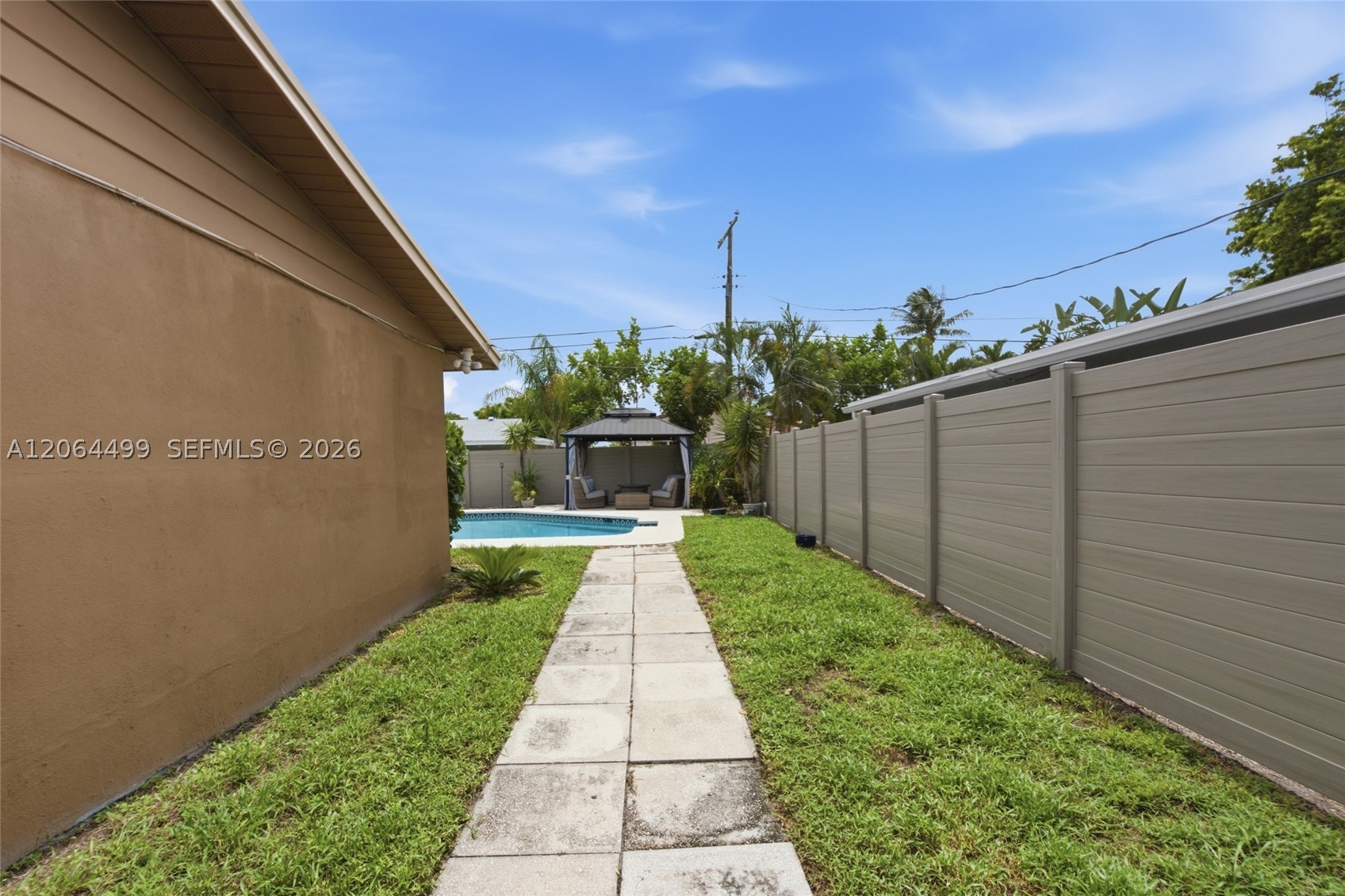 5640 NE 16th Ave, Fort Lauderdale FL 33334