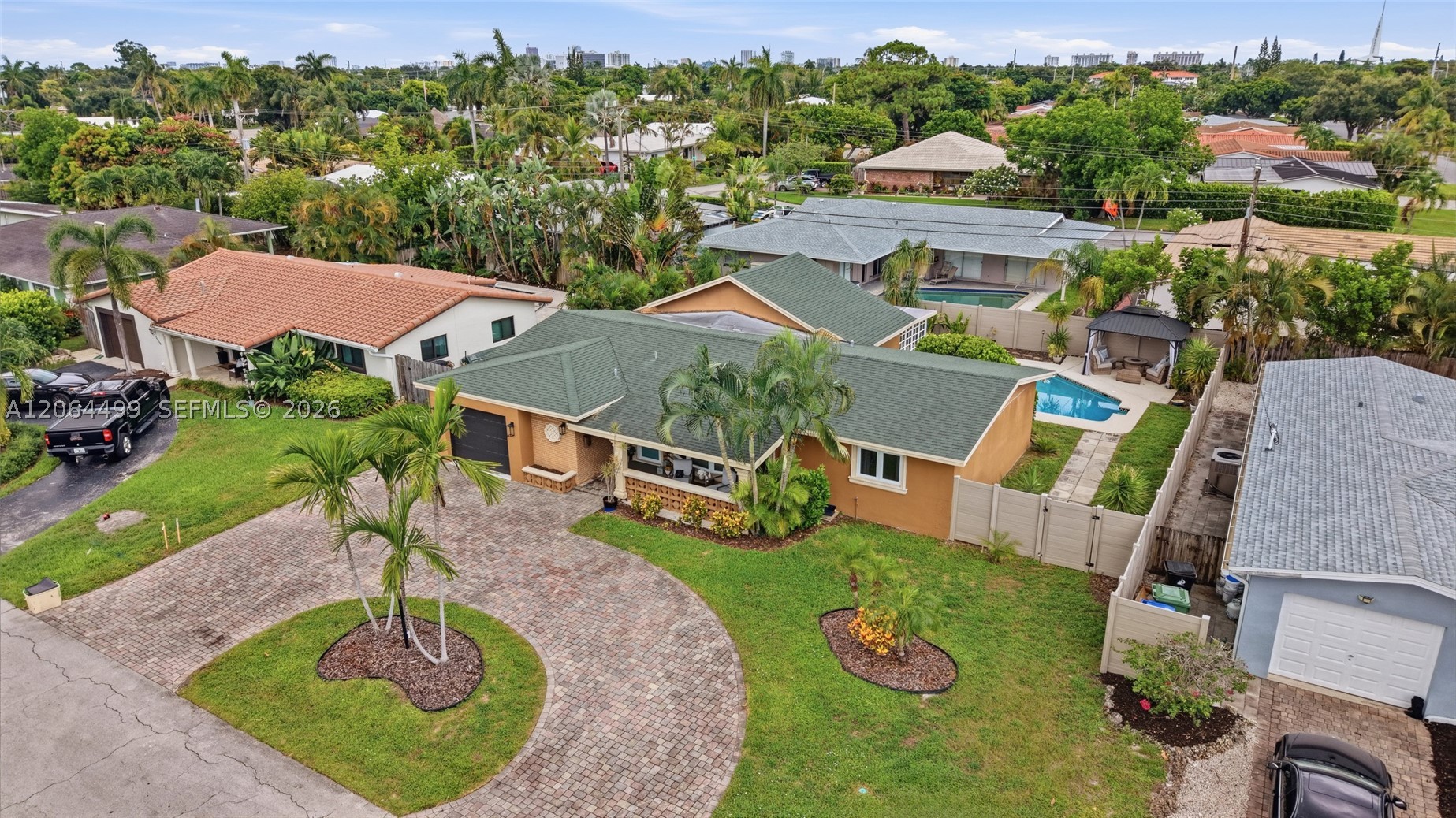 5640 NE 16th Ave, Fort Lauderdale FL 33334