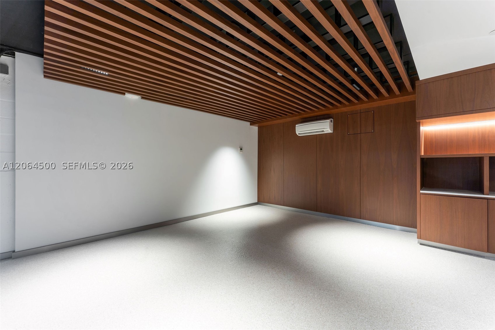 300 Biscayne Blvd Way #6301, Miami FL 33131