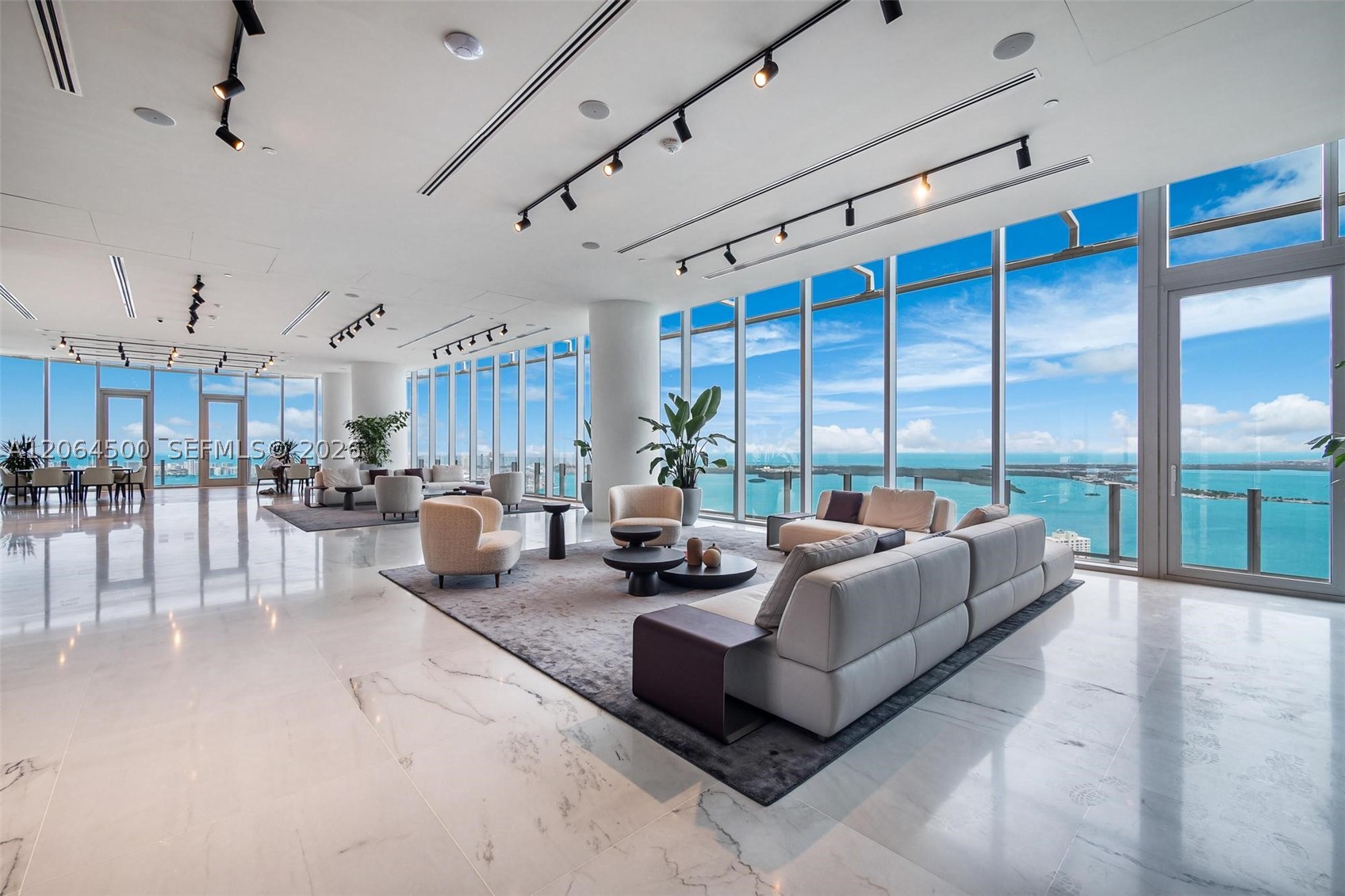 300 Biscayne Blvd Way #6301, Miami FL 33131