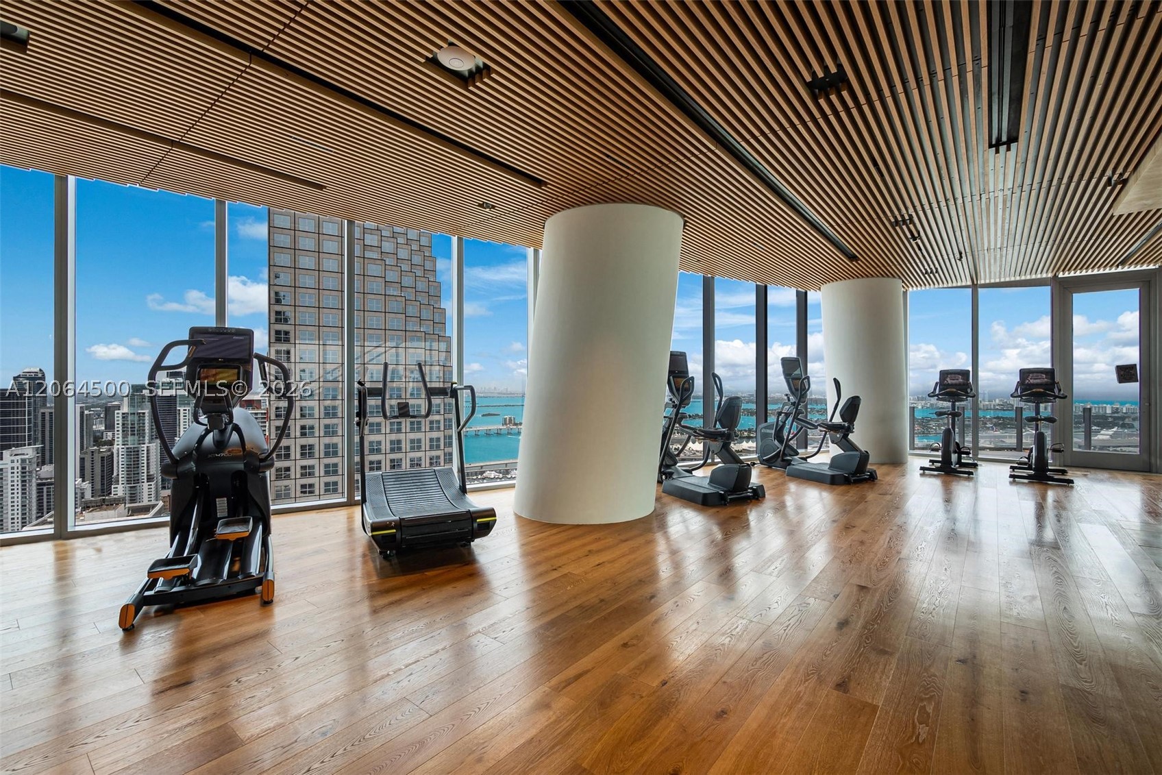 300 Biscayne Blvd Way #6301, Miami FL 33131