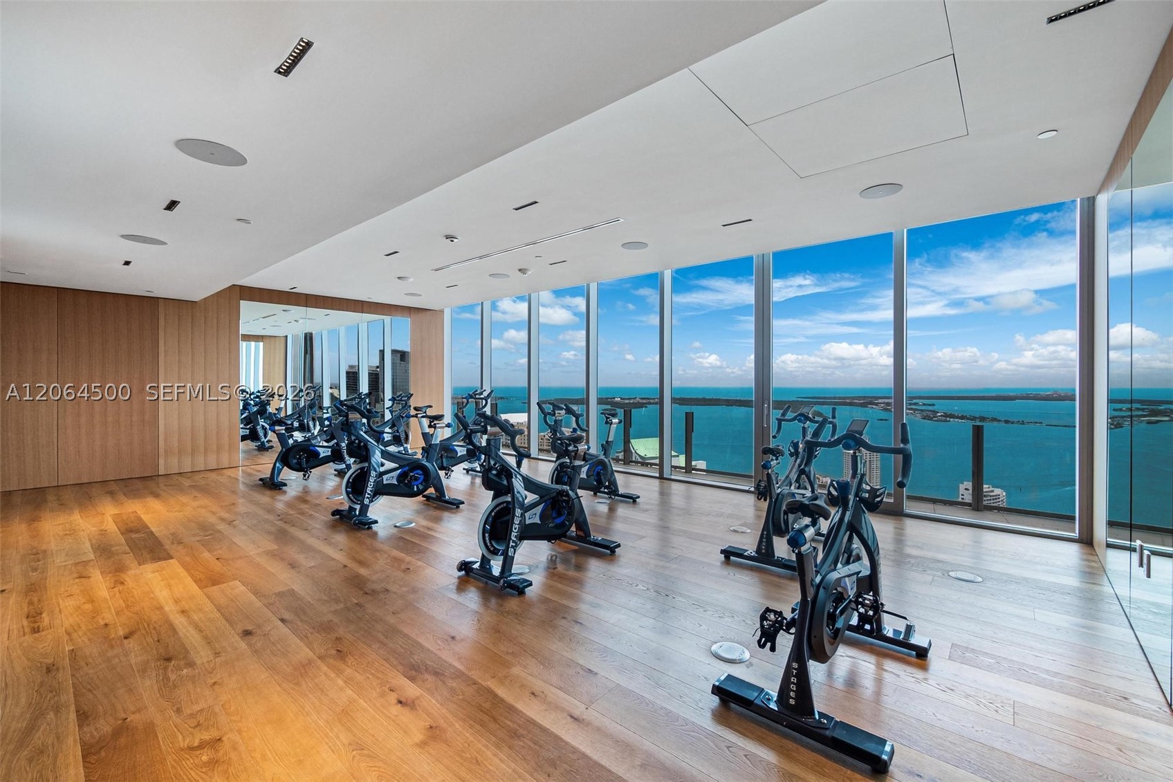 300 Biscayne Blvd Way #6301, Miami FL 33131