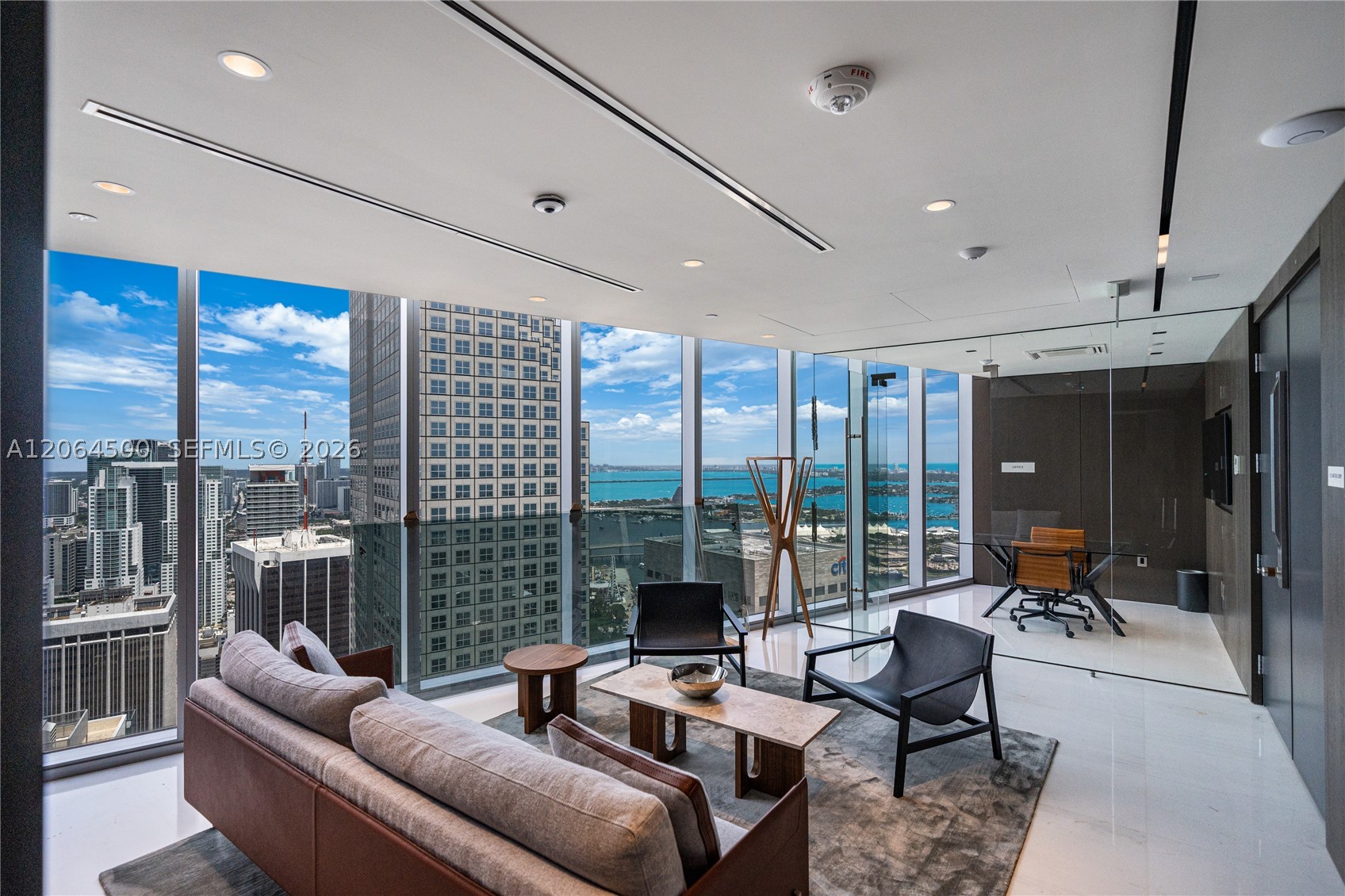 300 Biscayne Blvd Way #6301, Miami FL 33131