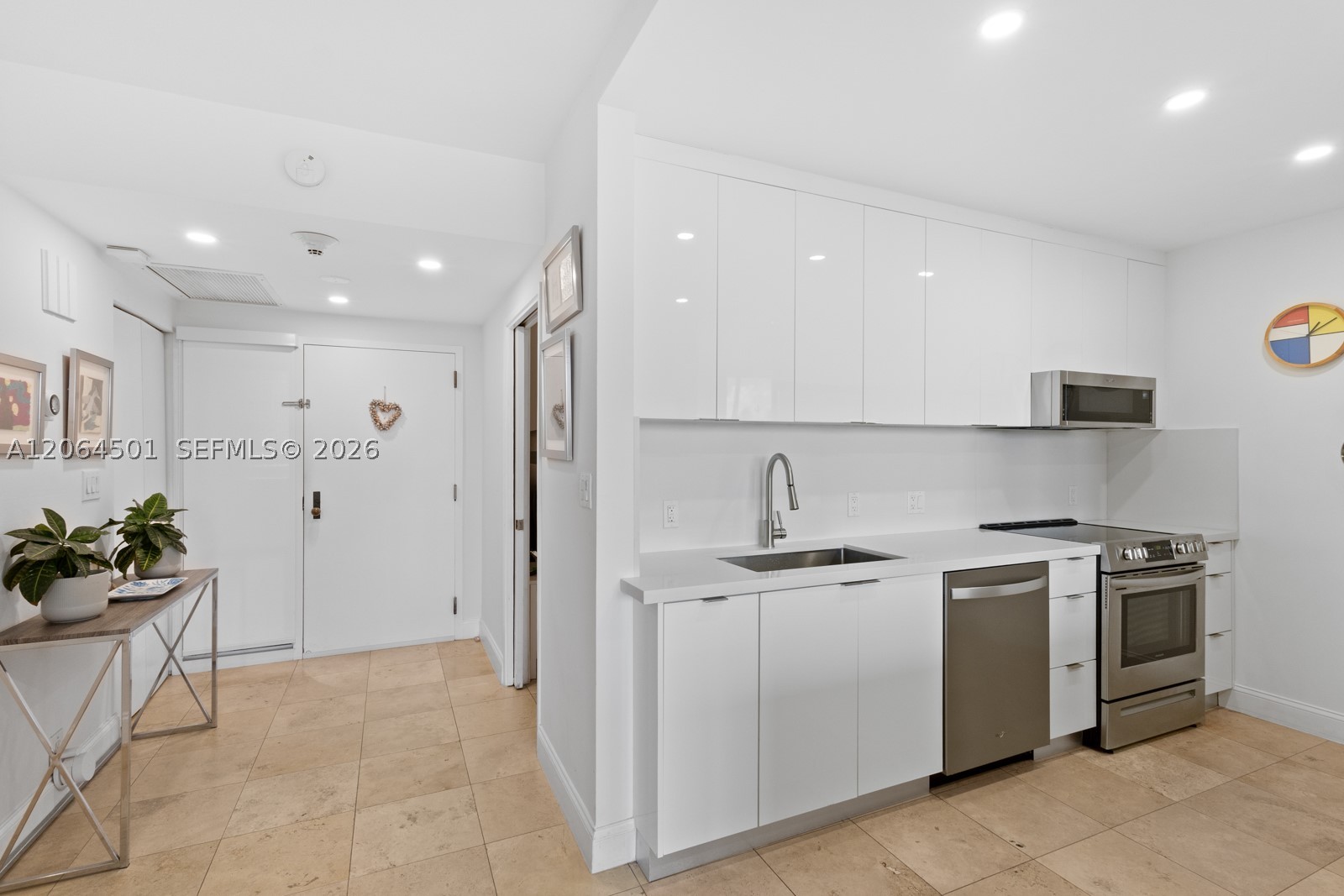 161 Crandon Blvd #317, Key Biscayne FL 33149