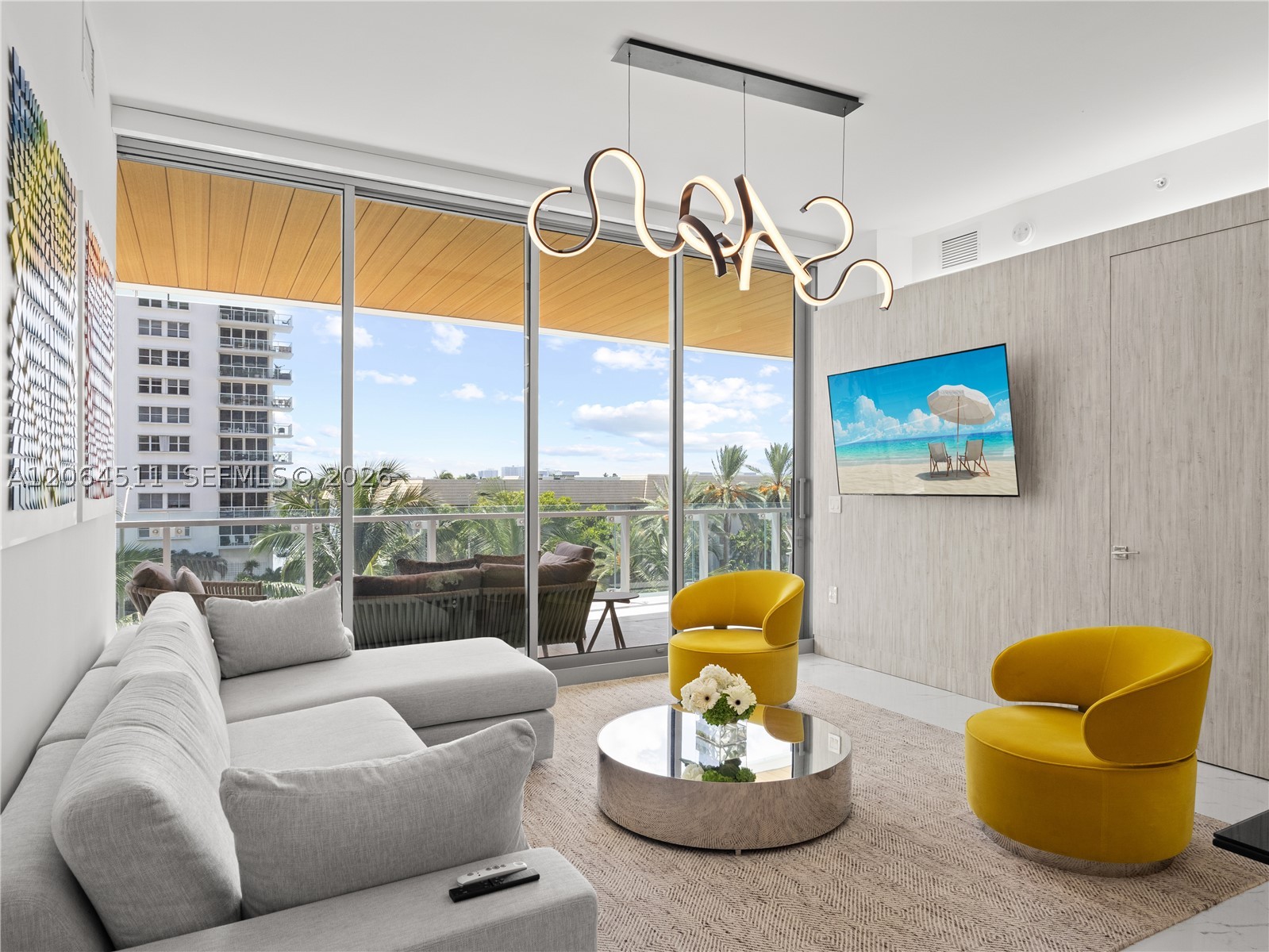 5775 Collins Ave #405, Miami Beach FL 33140