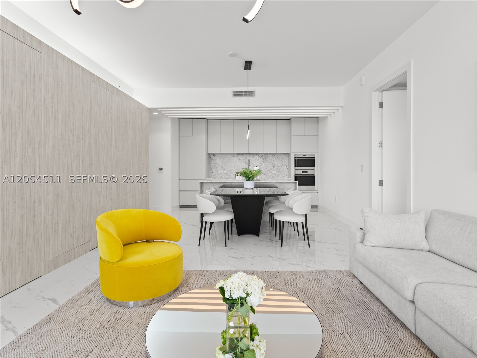 5775 Collins Ave #405, Miami Beach FL 33140