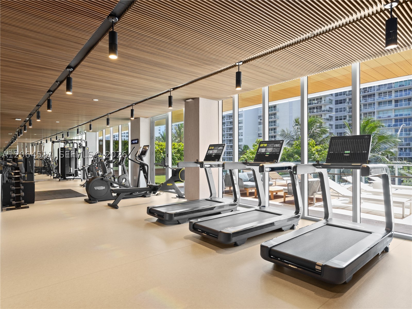 5775 Collins Ave #405, Miami Beach FL 33140