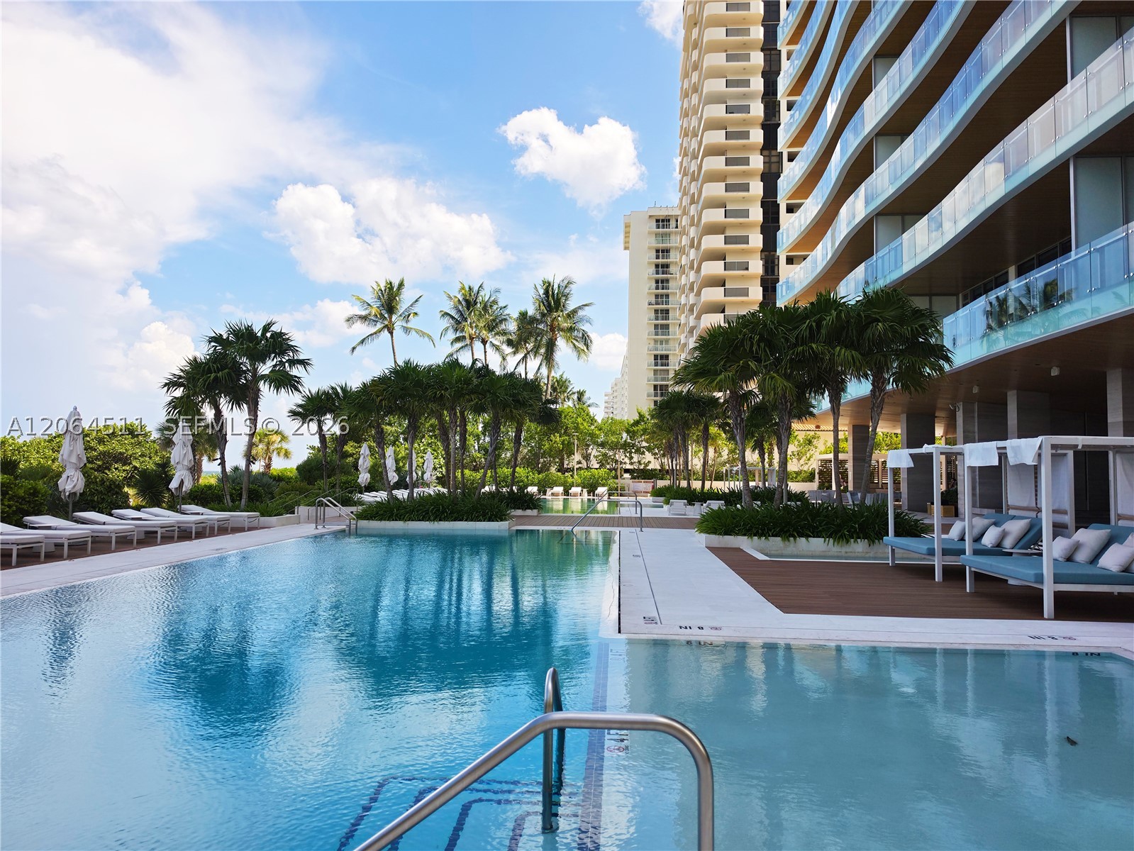 5775 Collins Ave #405, Miami Beach FL 33140