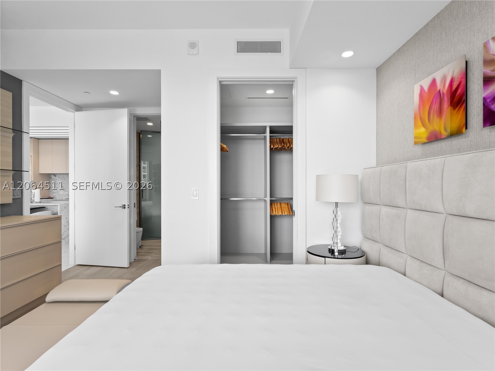 5775 Collins Ave #405, Miami Beach FL 33140