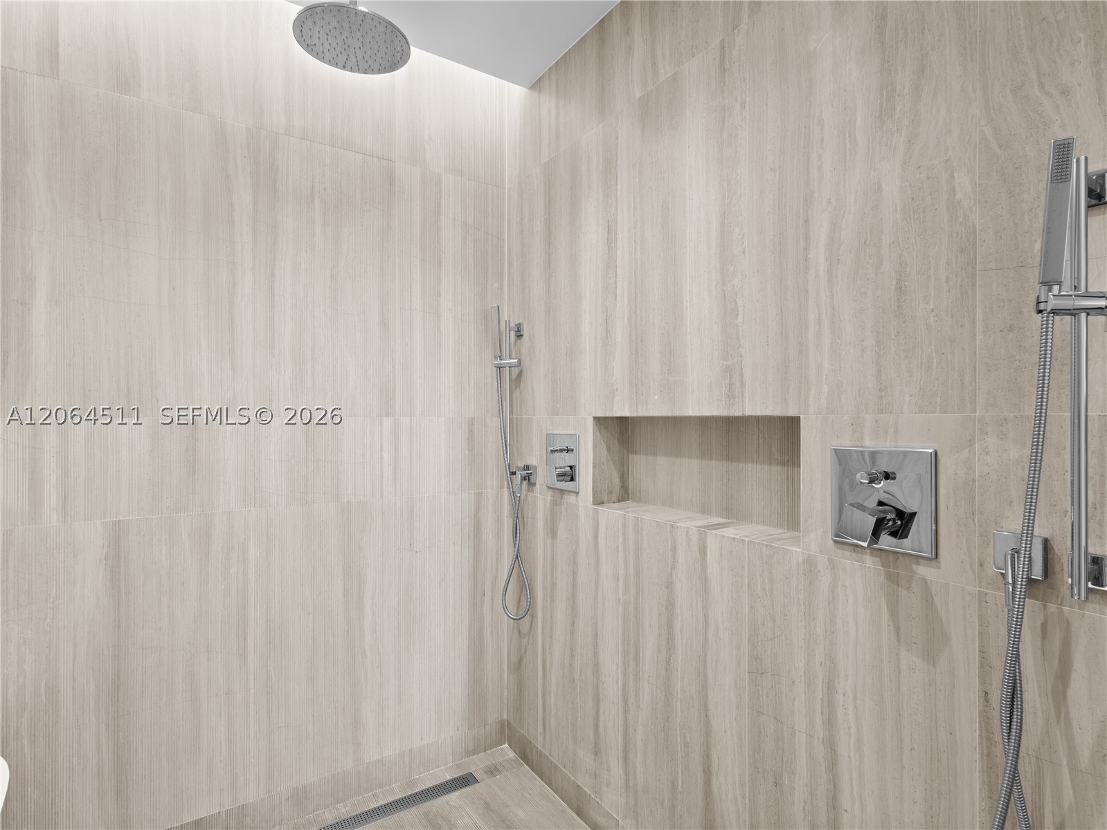 5775 Collins Ave #405, Miami Beach FL 33140