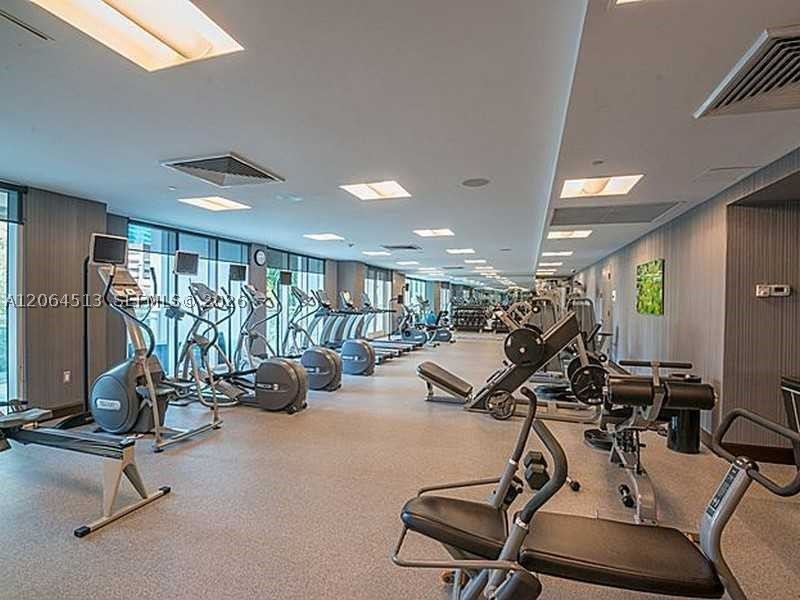 951 Brickell Ave #409, Miami FL 33131