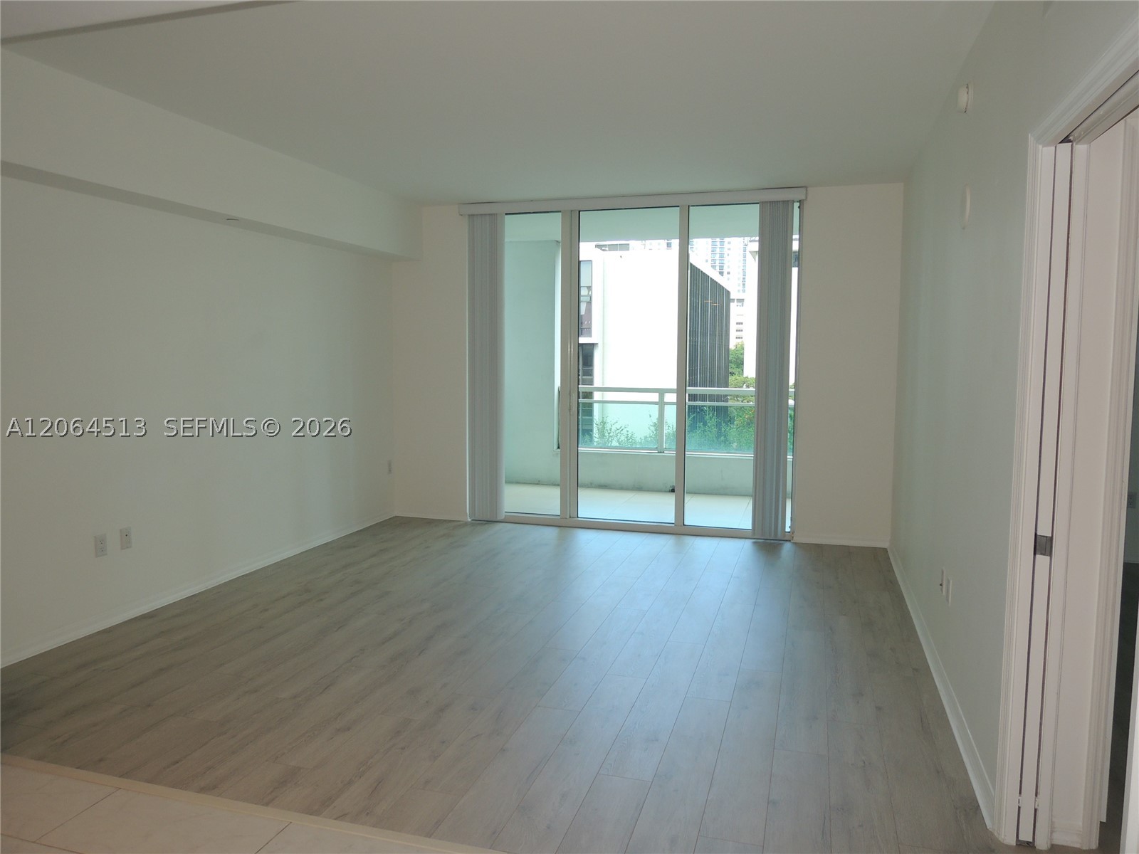 951 Brickell Ave #409, Miami FL 33131