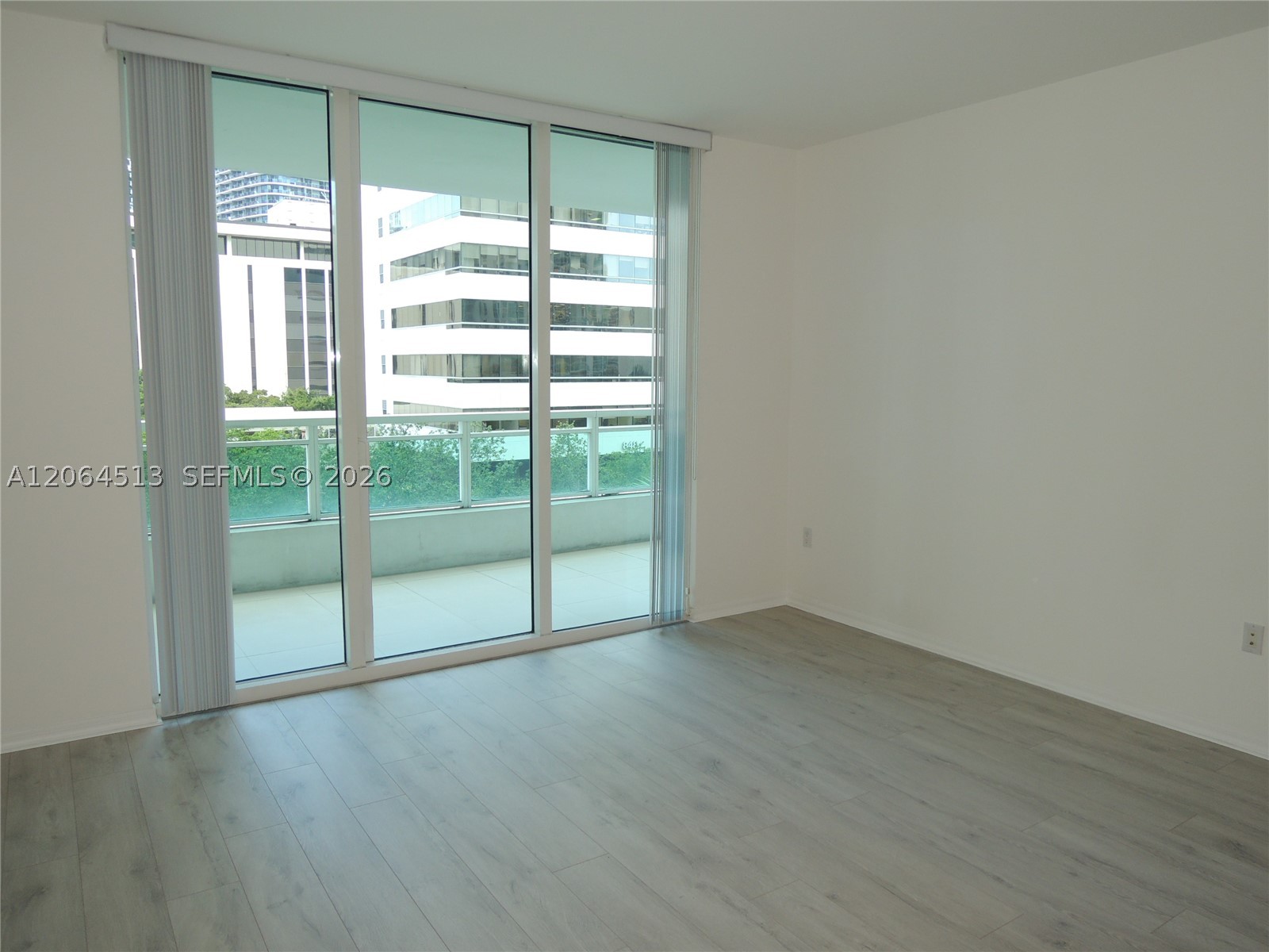 951 Brickell Ave #409, Miami FL 33131