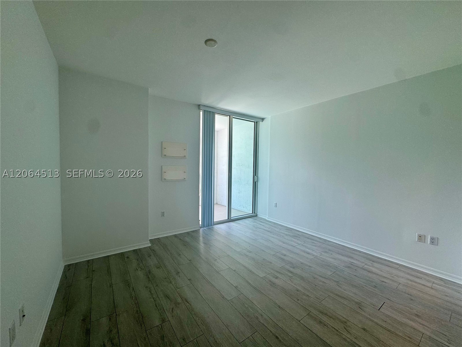 951 Brickell Ave #409, Miami FL 33131