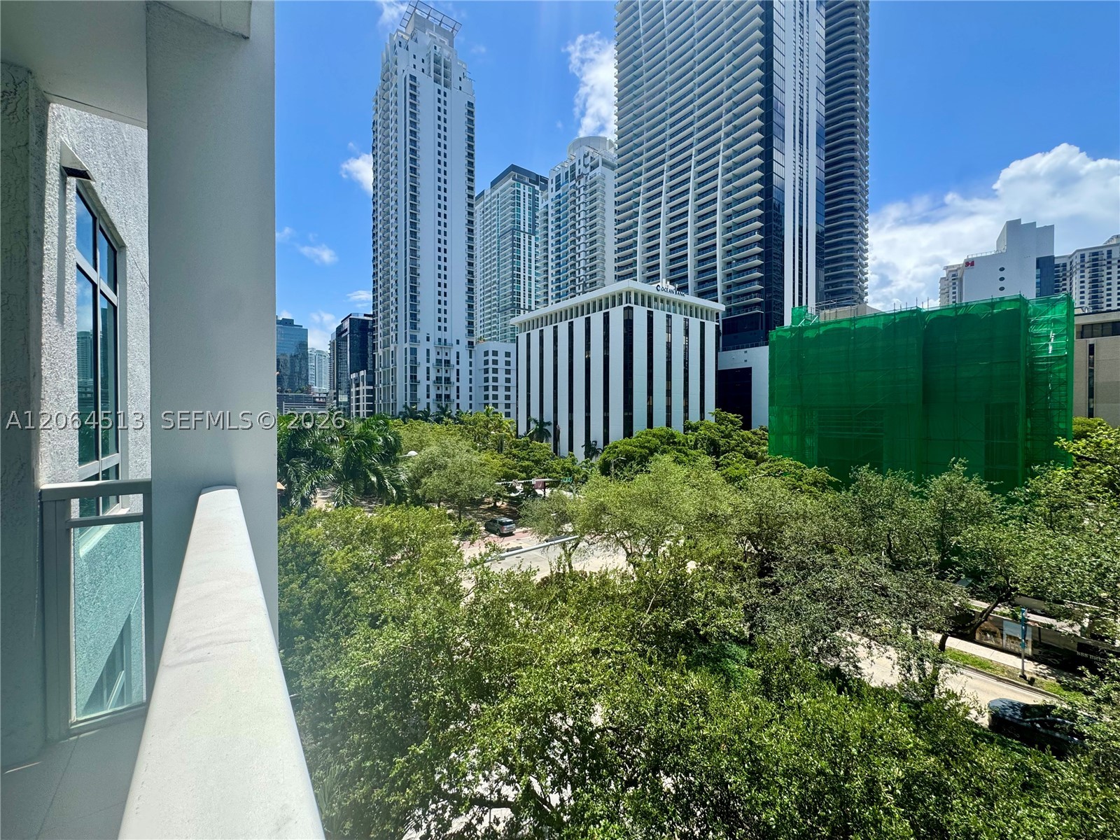 951 Brickell Ave #409, Miami FL 33131