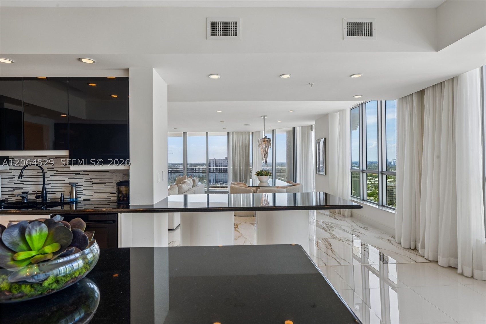 3535 S Ocean Dr #2106, Hollywood FL 33019