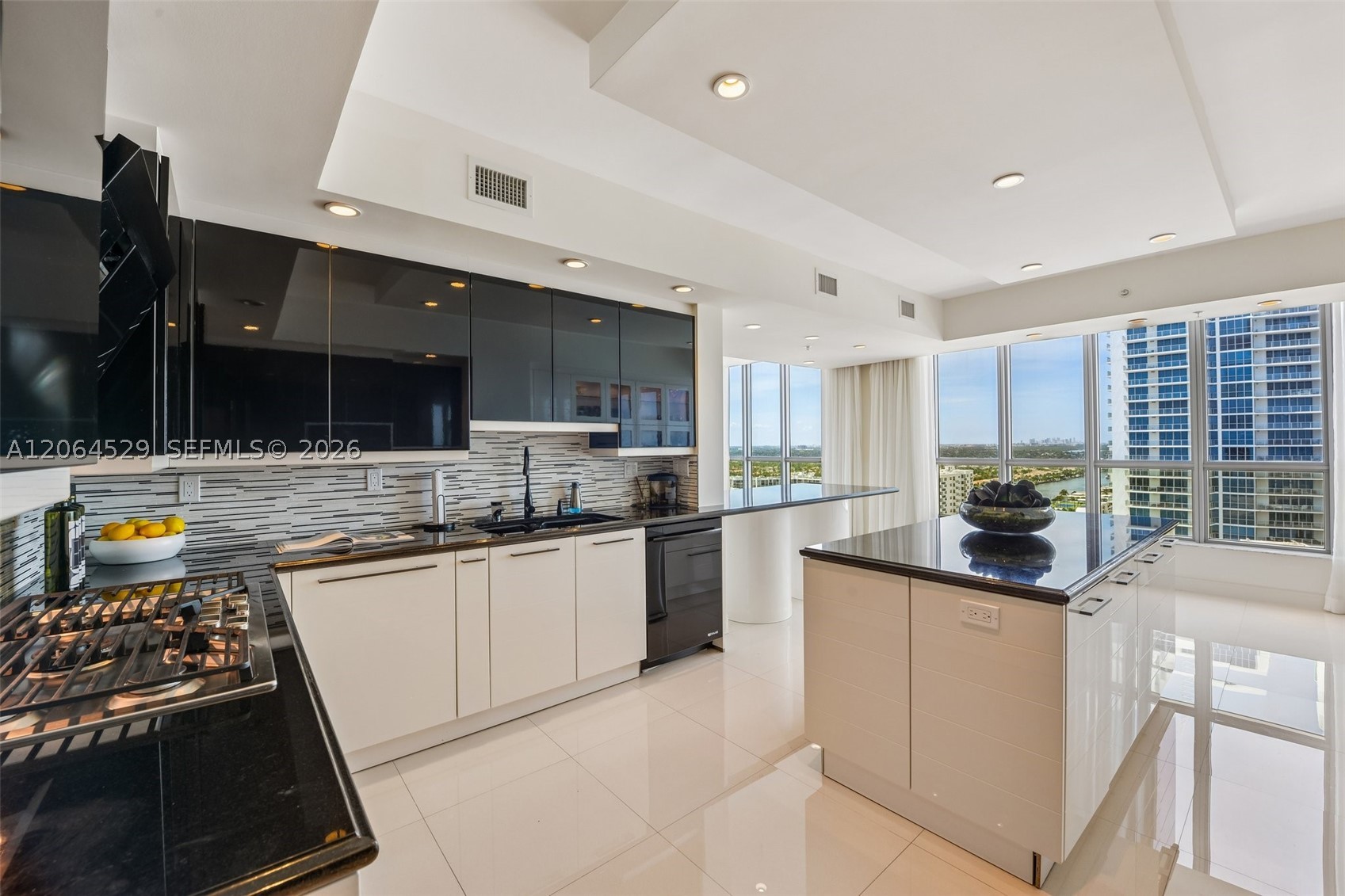 3535 S Ocean Dr #2106, Hollywood FL 33019