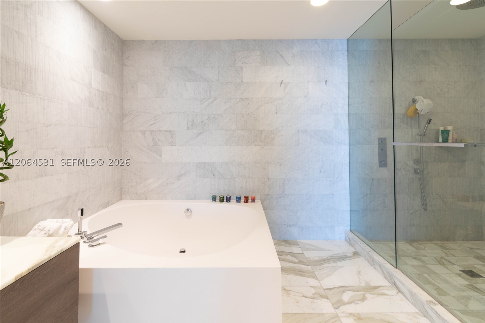 10201 E Collins Ave #1002, Bal Harbour FL 33154