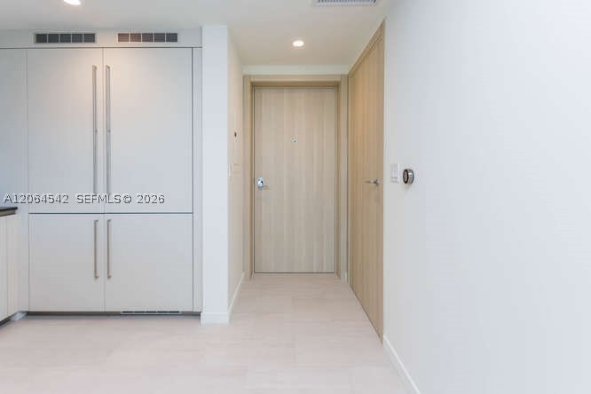 1000 Brickell Plz #4104, Miami FL 33131