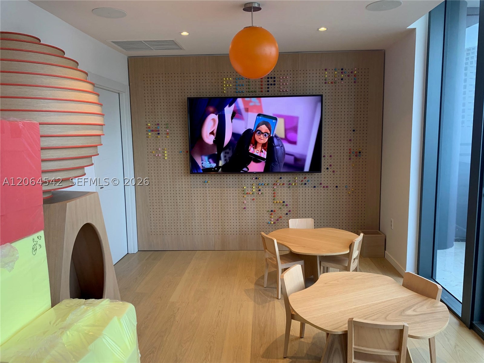 1000 Brickell Plz #4104, Miami FL 33131