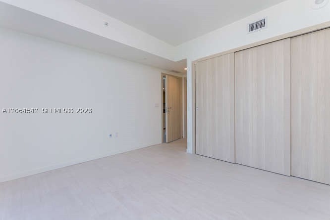 1000 Brickell Plz #4104, Miami FL 33131