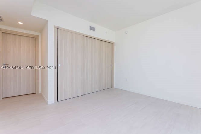 1000 Brickell Plz #4104, Miami FL 33131