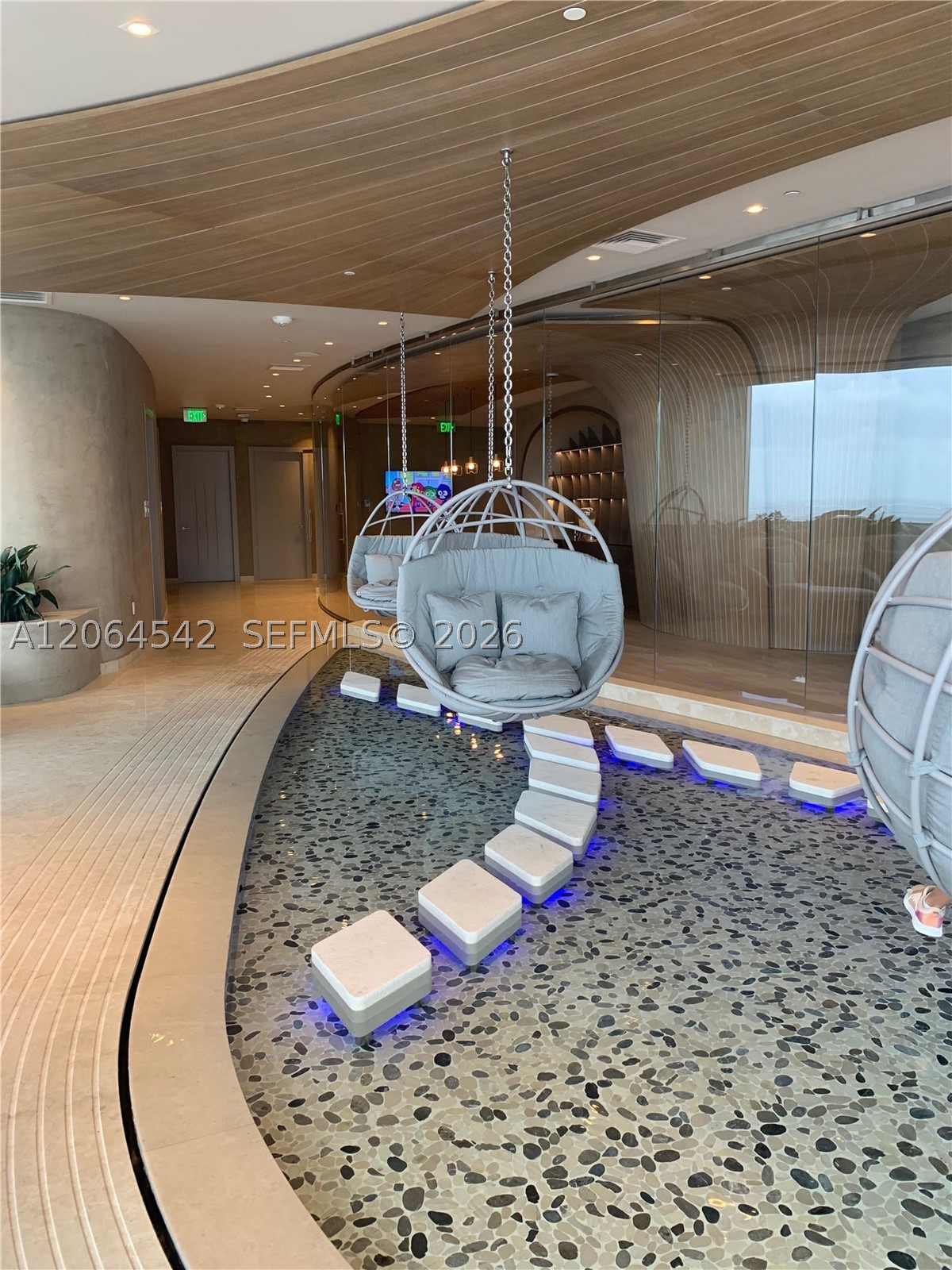 1000 Brickell Plz #4104, Miami FL 33131
